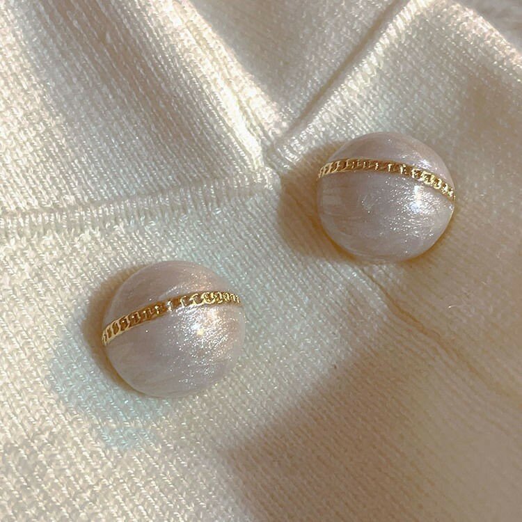 Women's vintage beanie earrings, unique design earrings, temperament, versatile jewelry