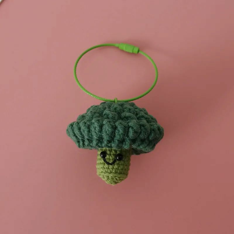 Creative Crochet Keychains Funny Expression Vegetable Doll Keychains Knitting Handmaking Cute Keyrings Bag Pendant Accessories