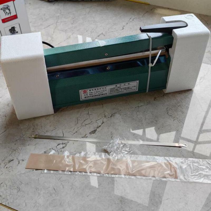Selador manual do saco plástico do impulso, máquina da selagem do calor com molde da data, caixa do metal, largura larga do selo, 8mm