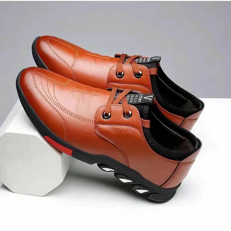 Scarpe Casual da uomo Sneaker leggera bianca di grandi dimensioni Outdoor Mesh traspirante moda sport nero stile popolare scarpa da corsa da uomo