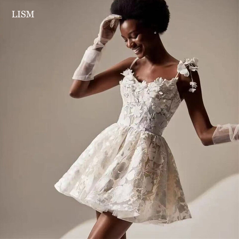 LISM-Mini vestidos de novia cortos de encaje con flores 3D, vestidos de novia con tirantes finos, escote corazón, por encima de la rodilla, vestidos de fiesta de boda con guantes