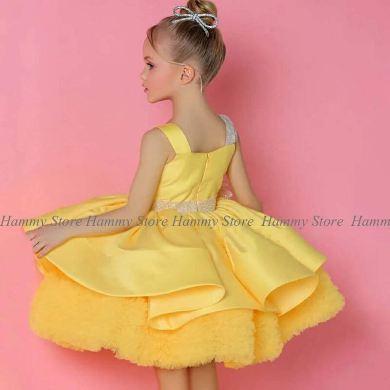 น่ารักสีเหลืองดอกไม้ชุดสาวสแควร์คอ Silver Bow Ruffles ซาตินชุดสำหรับสาววันเกิดประกวดชุด