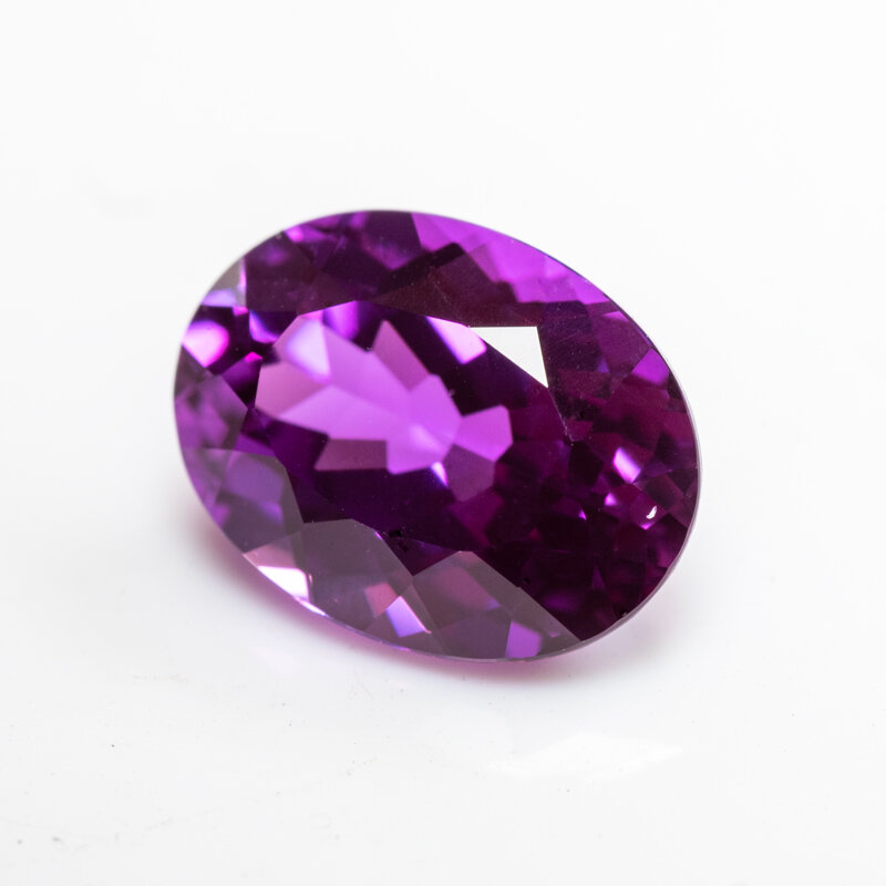 Labor gewachsen Saphir ovale Form lila rote Farbe Charms Edelsteine Perlen DIY Schmuck Herstellung Material wählbar Agl Zertifikat