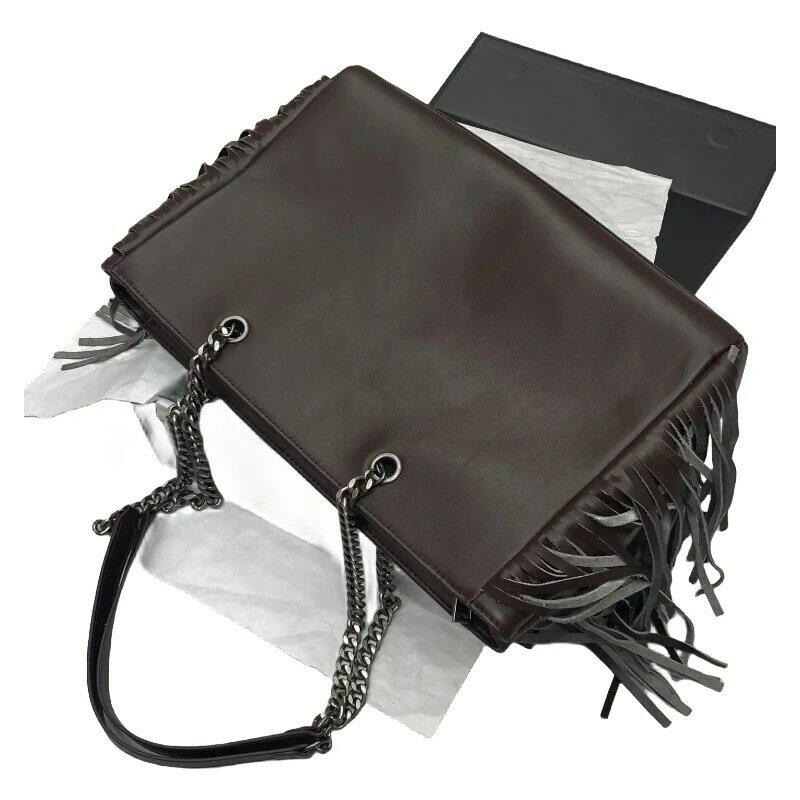 Genuine leathertassels retro briefcase handbag can be worn on one shoulder or across the body
