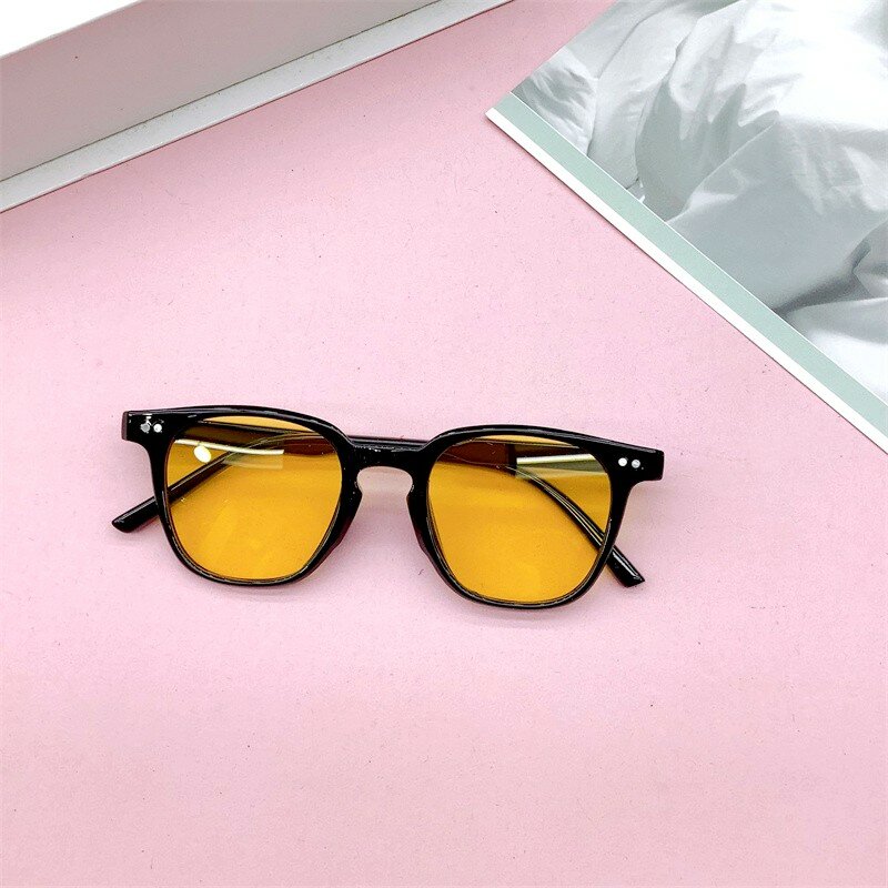New Kids Personality Classic Outdoor Sun Protection Sunglasses Boys Girls Colors Protect Eyes Baby UV400 Sunglasses Children