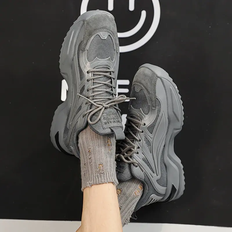 Sneaker Casual da uomo punta tonda comoda antiscivolo resistente all'usura alla moda All-match stile esplosivo primavera e autunno spinta principale