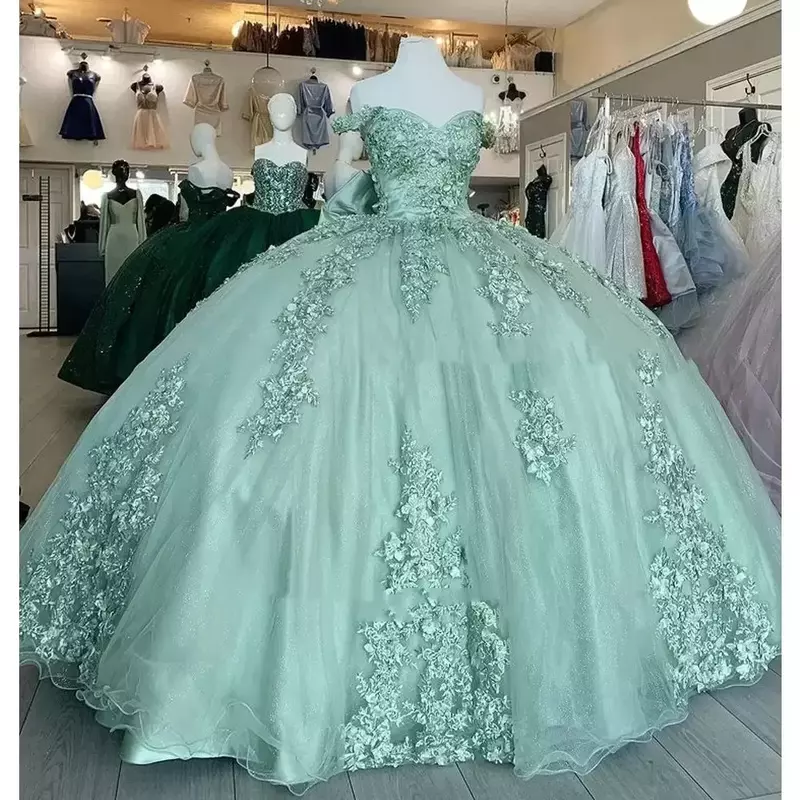 Vestidos de Quinceañera de princesa verde de lujo, hombros descubiertos, apliques florales, corsé de lazo de encaje en la espalda, dulces 16 vestidos de fiesta de Mascarada
