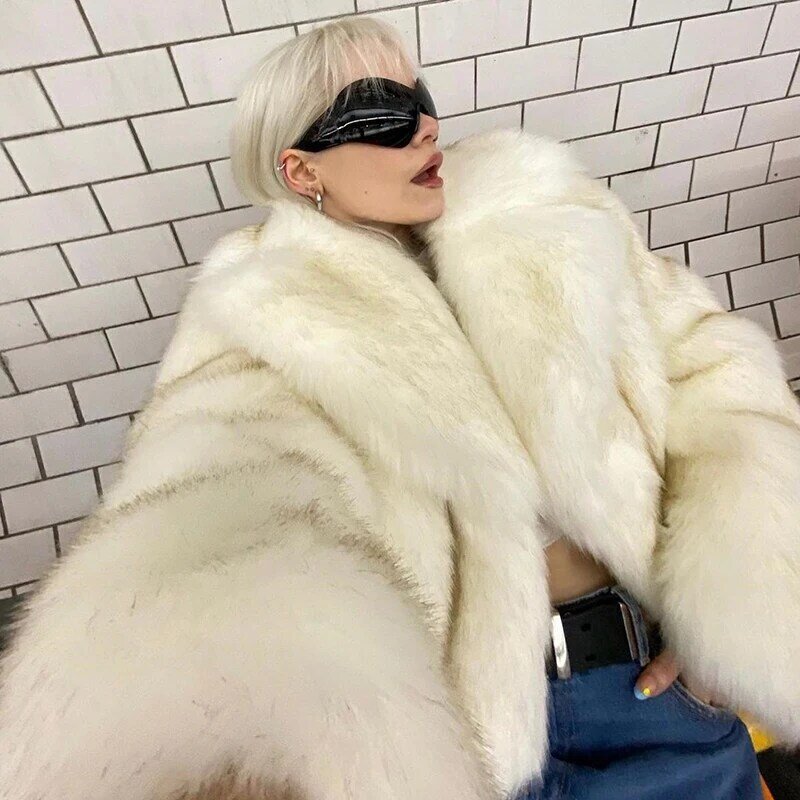 Luxe Merk Catwalk Mode Gele Gradiënt Cropped Pluizig Bont Jas Vrouwen 2023 Winter Chique Dikker Faux Fox Bont Bovenkleding