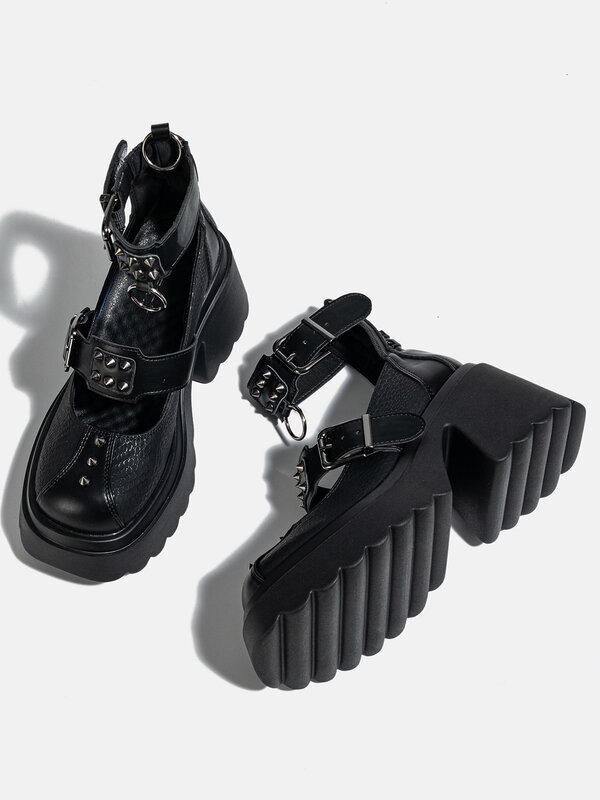 Туфли Мэри Джейн на толстой подошве, в готическом стиле, панк, кожаные туфли-лодочки на толстой платформе, туфли на высоком каблуке с заклепками и цепочкой, 2024
