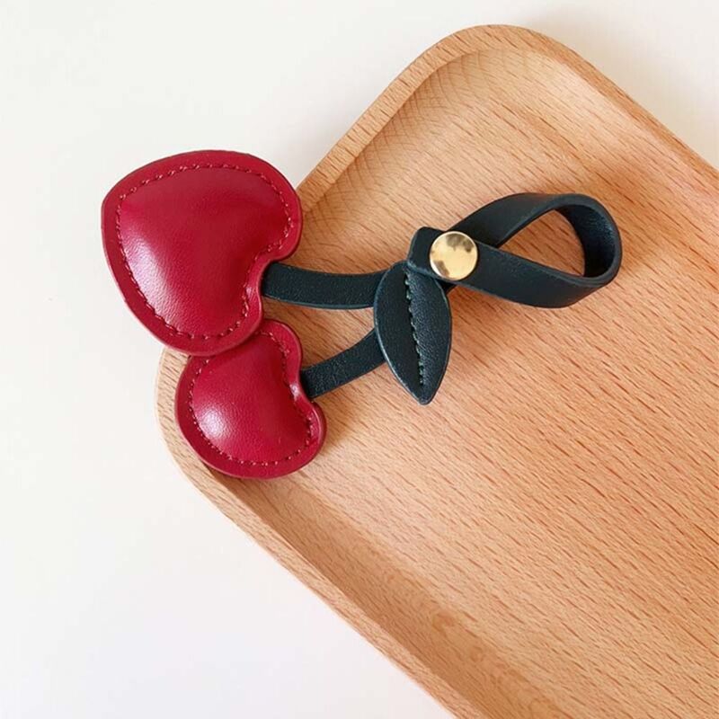 Keychain Cherry Key Chain Decoration Kawaii DIY Craft Accessories Love Bag Pendant Jewelry Peach Heart Cherry Pendant Women/men