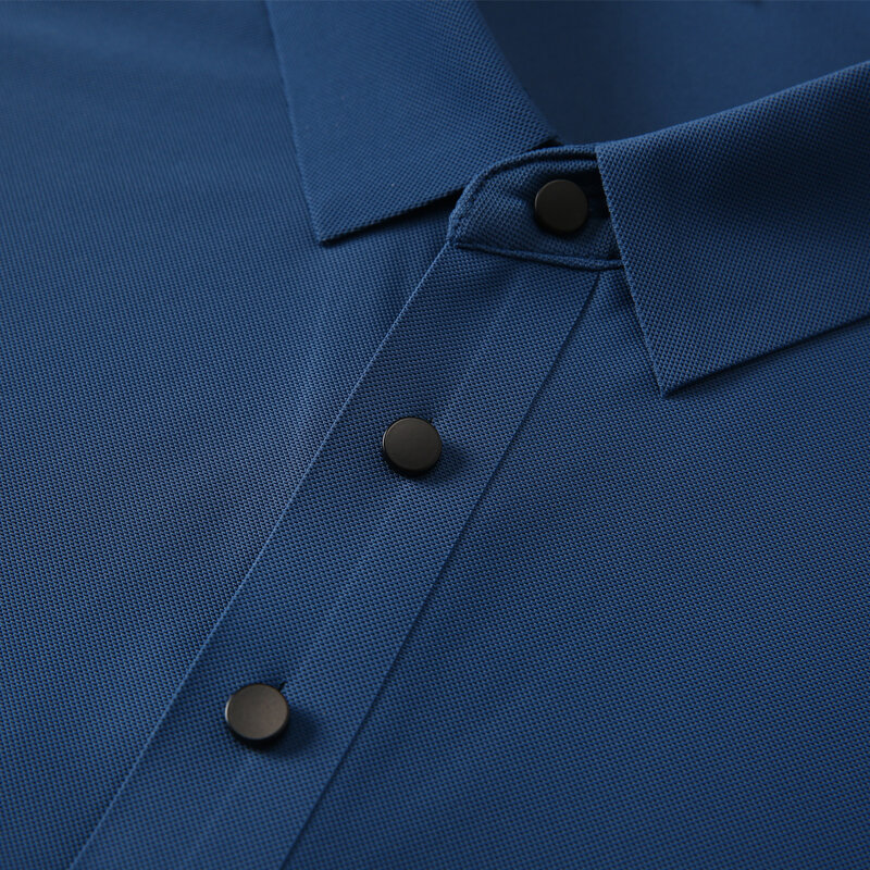 เสื้อโปโลผ้าไนลอนผ้าไหมน้ำแข็งสีดำสีน้ำเงินแขนสั้นระบายอากาศได้สำหรับฤดูร้อน2024