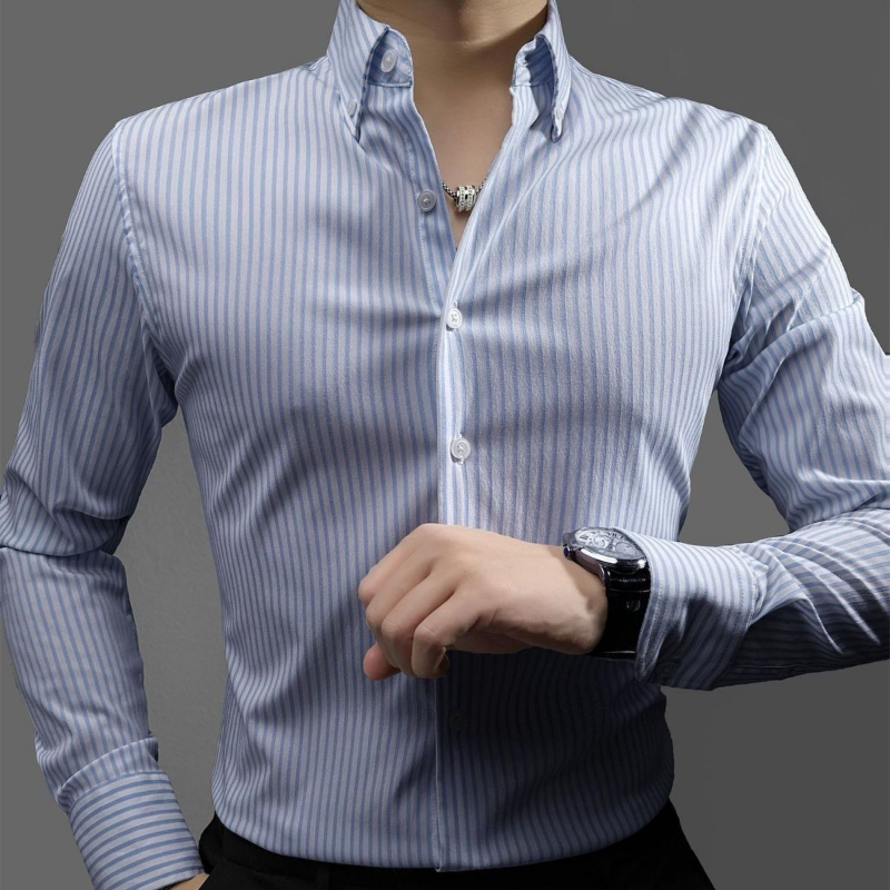 Lente Nieuwe Mode Eenvoudige Mannen Lange Mouwen Shirt Effen Revers Kraag Knoop Smart Casual Licht Luxe Slanke Gestreepte Top