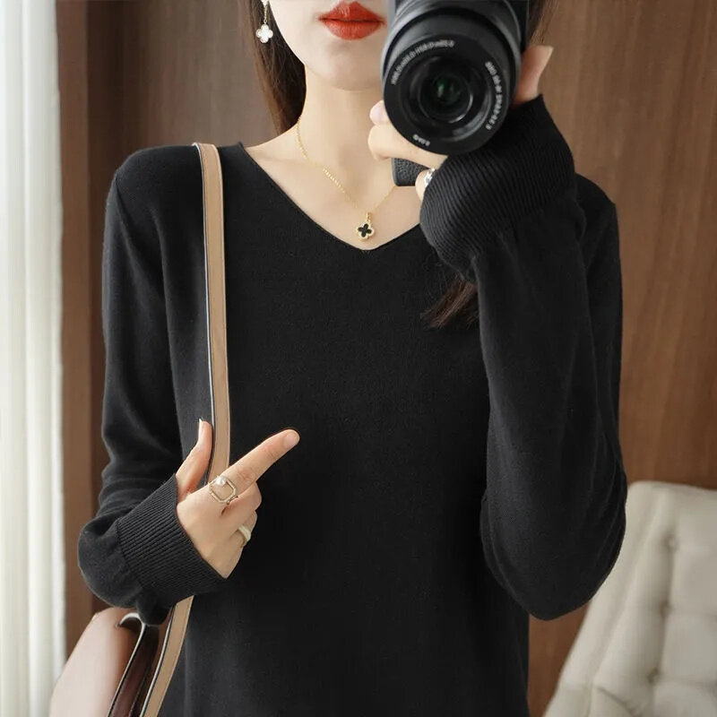 Swobodny damski sweter 2023 jesienno-zimowy ciepły Top prosty z dekoltem w szpic wiosenny długa koszula z długim rękawem modne koreańskie swetry z dzianiny
