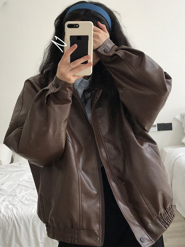 Jaket kulit Retro wanita, hitam dan coklat, ritsleting, lengan panjang, longgar, kasual, keren, pakaian Korea, musim semi musim gugur, baru, 2024