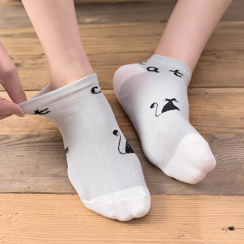 5 Pairs Women Casual Ankle Socks Funny Candy Color Cartoon Paintbrush Palette Pigment Cat Cute Pattern Female Happy Short Socks