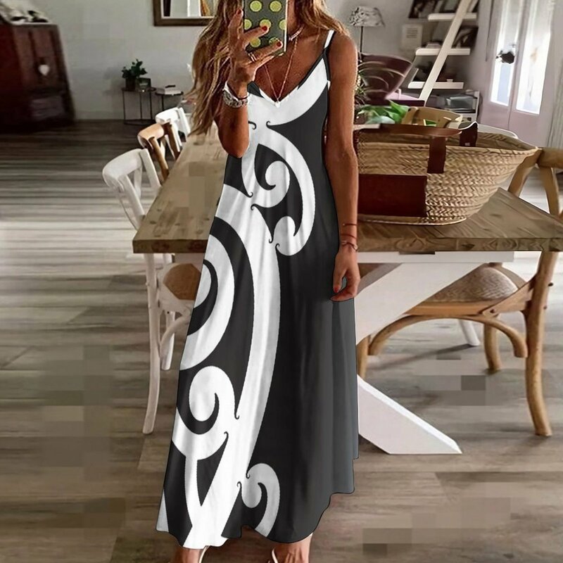 Gaun malam mewah tanpa lengan desain Maori Koru berlapis hitam dan putih untuk wanita gaun 2023 pakaian pantai