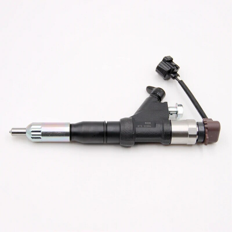High Quality Diesel Fuel Injector 095000-6923 23670-E0230