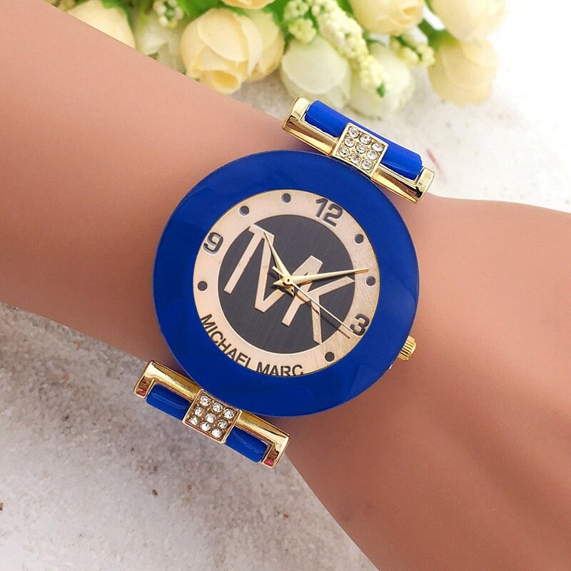 ブランドtvk腕時計女性ギフトファッション腕時計ブラック高級時計シリカゲルクォーツ女性腕時計レロジオmasculino zegarek damsk