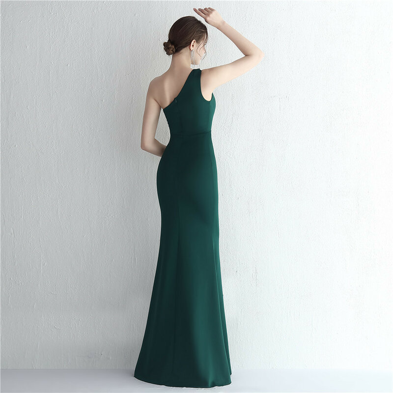 Longue robe Slim asymétrique épaule dénudée, couleur unie, jupe queue de poisson pour femmes, nouvelle collection