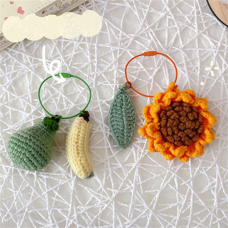 Knitted Flower Keychain Keyring For Women Handmade Crochet Fruit Strawberry Sunflower Bag Pendant Car Key Ring Jewelry Girl Gift