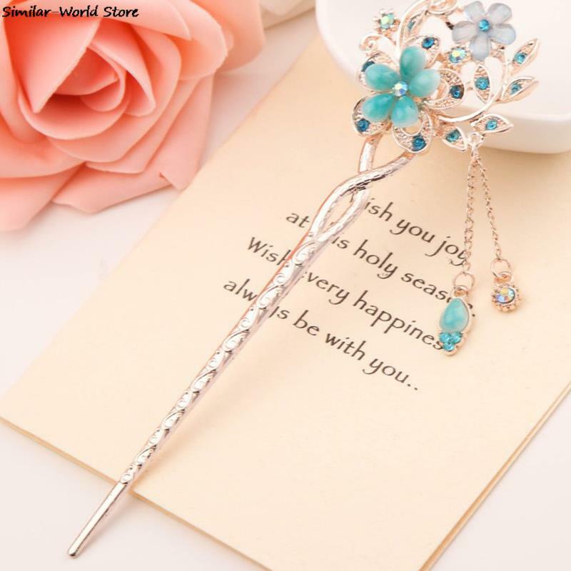 Tongkat rambut sumpit logam berlian imitasi wanita, jepit rambut bunga mutiara rumbai