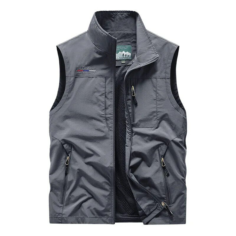 BOLUBAO 2024 Outdoor Casual Vest Men's Large Pocket Solid Color Slim Coat High Quality Design Selling Casual Vest Men