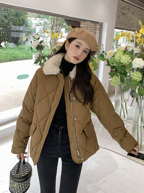 Women's Cotton Jacket 2023 New Autumn/Winter Ladies Classic Plaid Plush Collar Thickened Coat Fashion Casual Commuting Outwear