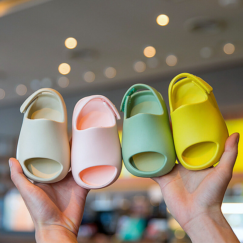 Sandalias antideslizantes para bebés y niños pequeños, zapatos ligeros de espuma para la playa, Verano