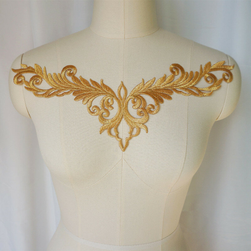 ゴールドの刺繍が施されたスパンコールのついたドレス,結婚式の服,手工芸品用のアイロンパッチ