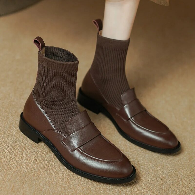 Botas de meias de malha de couro de vaca femininas, patchwork slip-on flats, botas de tornozelo outono, sapatos curtos de toe redondo, alta qualidade