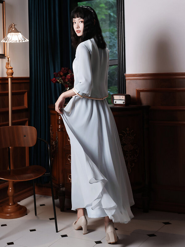 สีเทาจีน Cheongsam งานแต่งงานยาว & ตาข่ายชุดกระโปรงซาตินผู้หญิงที่มีชื่อเสียงจัดเลี้ยงชุด Vintage Robe De Soiree