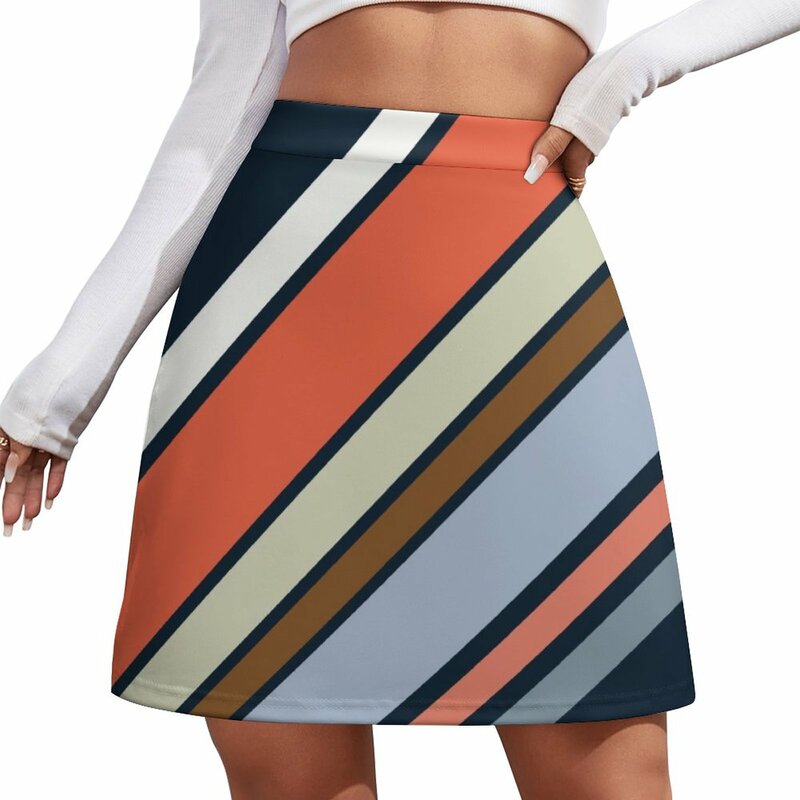 Minigonna con design a righe stile retrò diagonale minigonna Sexy abbigliamento estivo da donna 2023