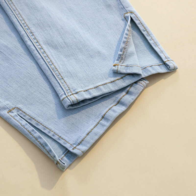 سراويل جينز نسائية كبيرة موضة صيف 2022 سراويل جينز قصيرة نحيفة جديدة مرنة بأنبوب مستقيم بخصر عالٍ