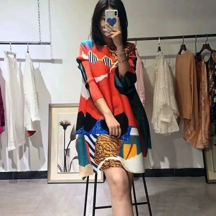 Dress Spring/Summer 2023 O neck slimming large size  belly-covering folds dress seven-point sleeve print mid-length dress tops
