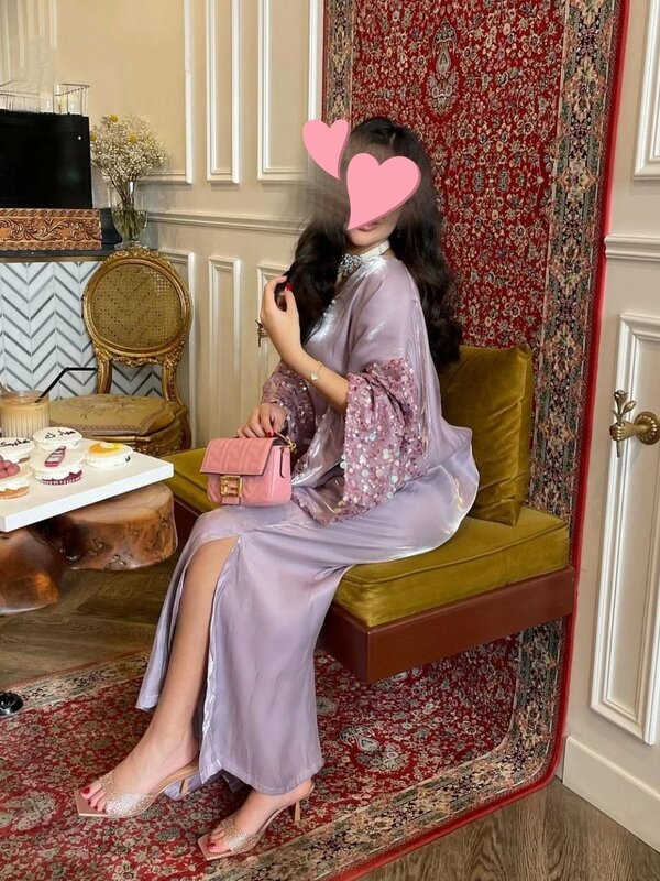 エレガントな紫のフレアドレス,長袖,Vネック,足首の長さ,サイドスリット,イブニングドレス,ロマンチック