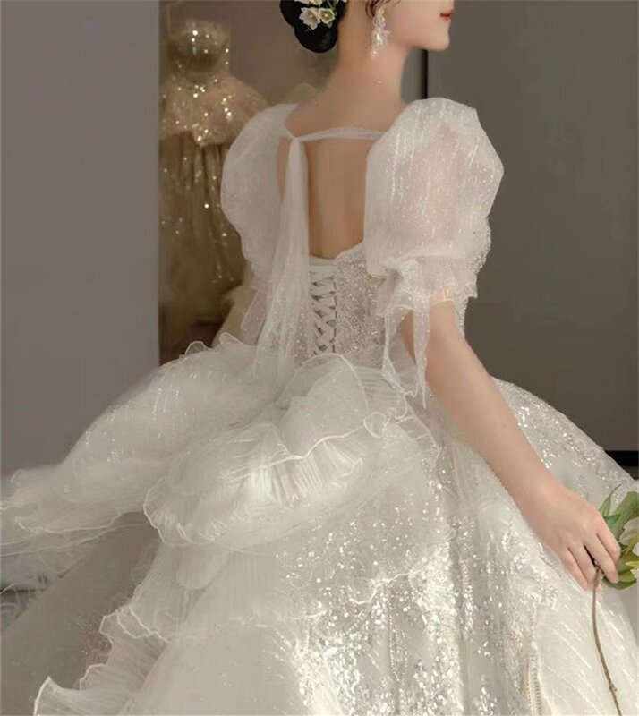 Dubai Arabië Baljurk Trouwjurk Luxruy Crystal Sequin Parels Bruidsjurk Vierkante Hals Puffy Mouwen Kerk Robe De Mariee