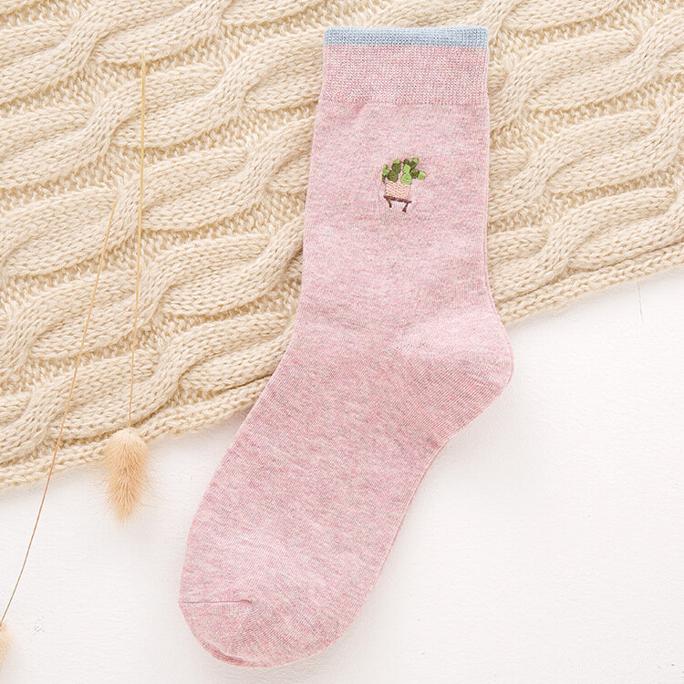 2024 nuovi calzini da donna calzini giapponesi di media lunghezza con Cactus di funghi ricamati interamente in cotone, calzini Casual e versatili
