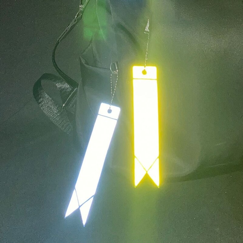Защитный отражатель с цепочками Светоотражающий брелок со звездой Светоотражающий кулон из ПВХ