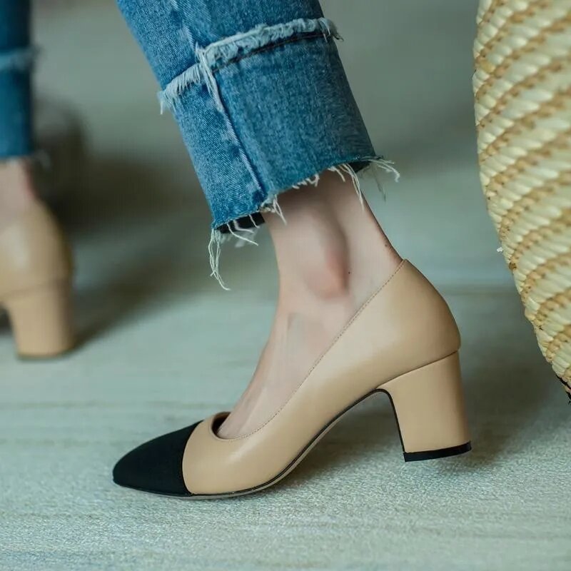 Sapatos de couro macio para mulheres, sandálias, fundo plano, oco, salto grosso, cor, 32-42
