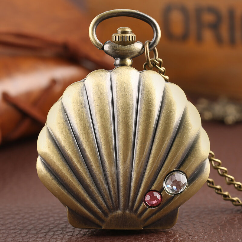 Charm Shell Shaped Bronze Necklace Pocket Watch Quartz Analog Arabic Numerals Dial Vintage Stylish Pendant Clock Unisex