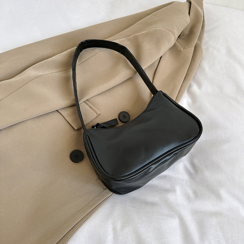 حقيبة كتف من الجلد الصناعي للنساء ، حقيبة يد صغيرة ، مصمم كلاسيكي ، تحت الإبط الأسود ، حقيبة رسول نسائية ، الموضة