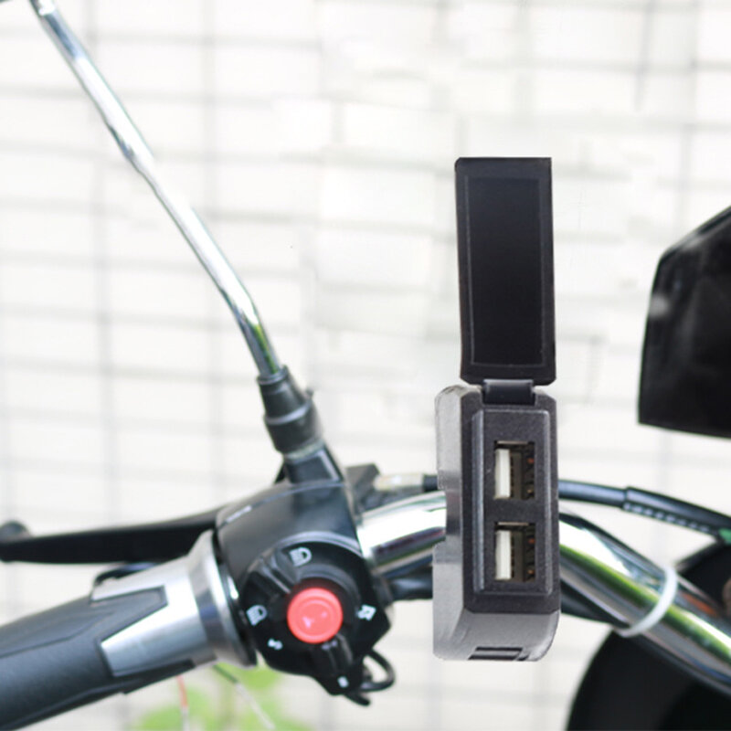 Adaptador de enchufe para manillar de motocicleta, accesorio con toque moderno, Cargador USB Dual, aplicaciones amplias, fácil instalación Mm