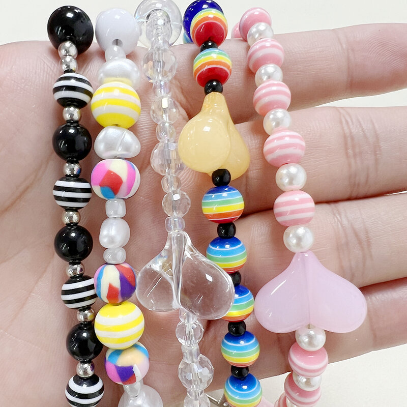 Wholesale Classic Phone Lanyard Charm Acrylic Clay Beaded Phone Chain LOVE Letter Jewelry For Women Anti-Lost Lanyard Jewellery