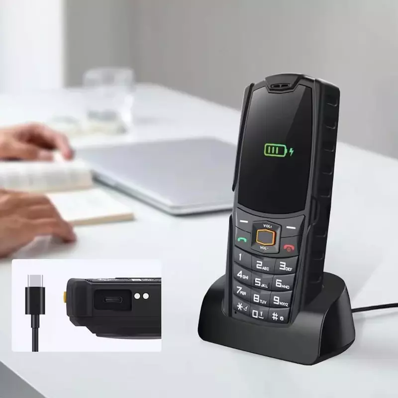 Телефон AGM M7 с русской клавиатурой | 4G LTE | Водонепроницаемый | Сенсорный экран 2,4 дюйма + клавиатура | Громкоговоритель 3,5 Вт | Слот для двух SIM-карт