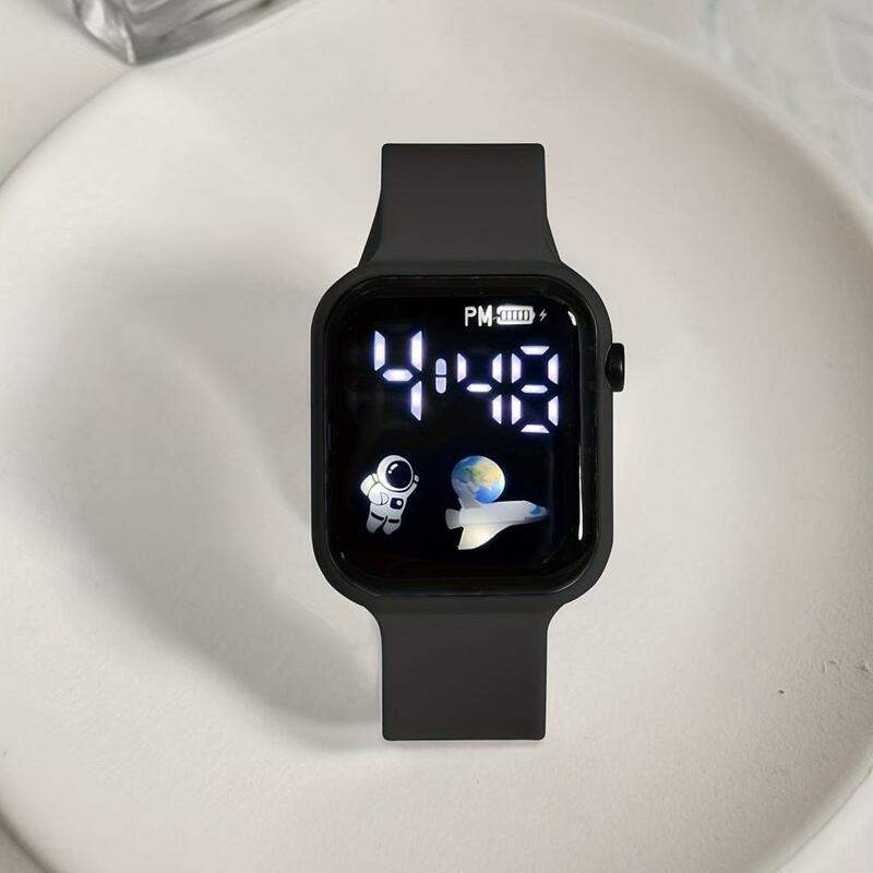 LED digitale quadratische Uhr stilvolle stoß feste sportliche Design elektronische Uhr Student Sport Persönlichkeit genaue Digitaluhr