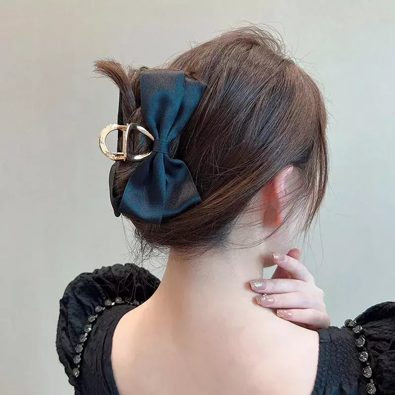 Korean Fashion Metal Bow Hair Claw Clip High Quality Simple Elegant Hair Clip Claw Clamp Headwear Girls Women Hair Accessories