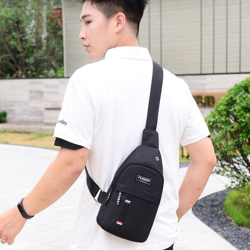 Bolsa tiracolo de nylon multifuncional para homens, bolsa de um ombro no peito, moda coreana versátil, nova