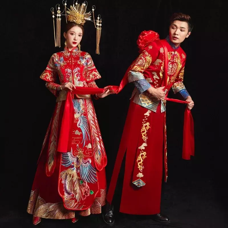 Vestido de casamento tradicional chinês para mulheres, Vestido longo de Qipao Xiuhe Cheongsam Bordado vermelho Estilo oriental, Roupa de casal