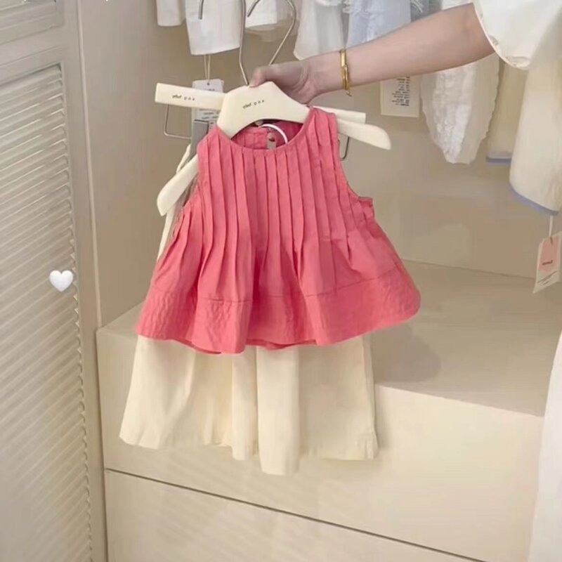 Letnia koreańska małe dziewczynki zestaw ubrań 2 szt. Bawełniana solidna marszczona kamizelka stroje z rozciągliwą talią, szeroka nogawki spodnie dla niemowląt ubranka dla dziewczynki