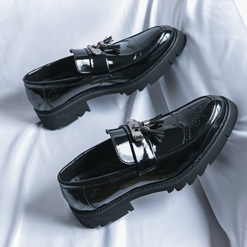 Spring New British Style Black Patent Leather Loafers For Men's Hombre Daily Dress Casual Height Increasing Shoes Banquet Slip-O
